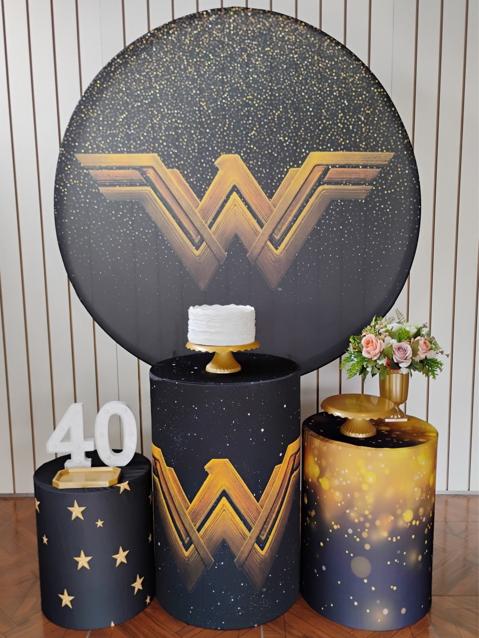 Mulher Maravilha Preto * Kit Bronze - LupitoDecoraçõespegueemonte