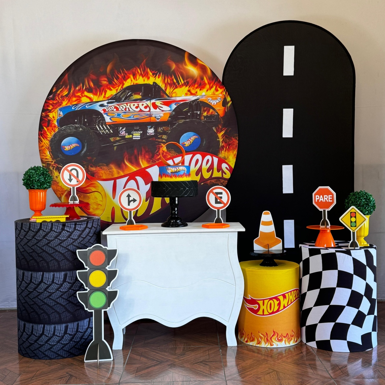 Hot Wheels * Kit Diamante - LupitoDecoraçõespegueemonte