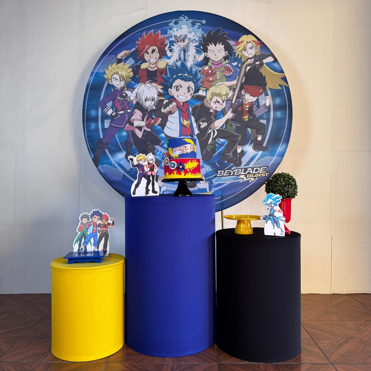 Beyblade * Kit Bronze - LupitoDecoraçõespegueemonte