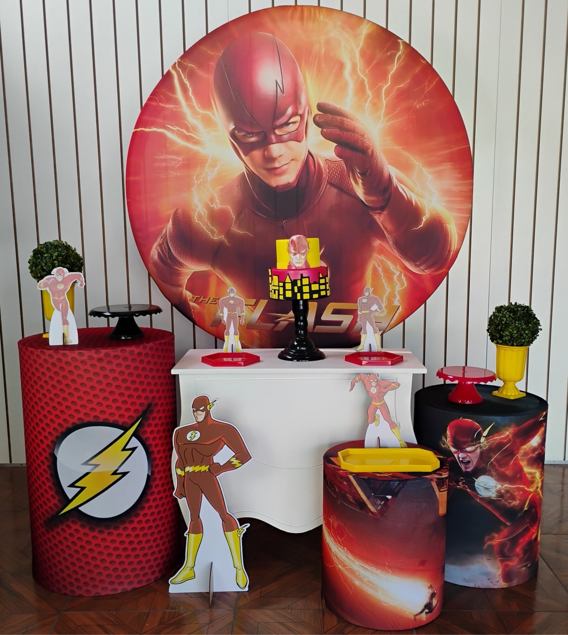Flash * Kit Prata - LupitoDecoraçõespegueemonte