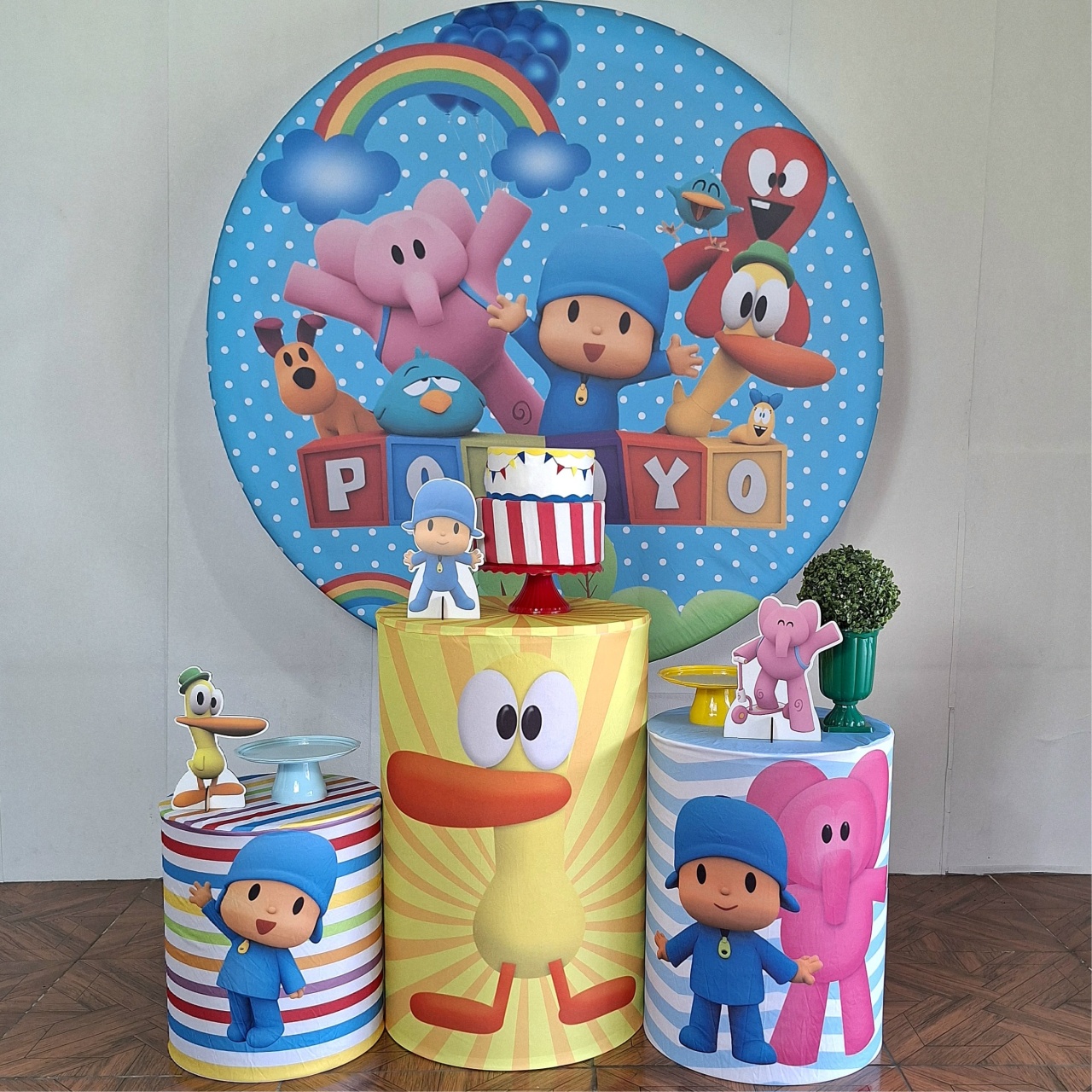 Pocoyo * Kit Bronze - LupitoDecoraçõespegueemonte