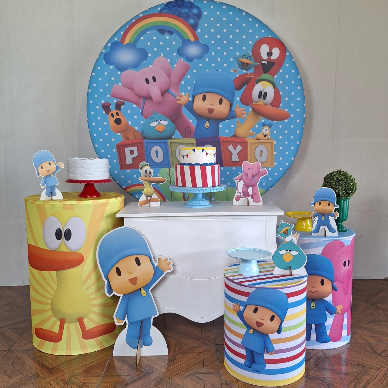 Pocoyo * Kit Prata - LupitoDecoraçõespegueemonte