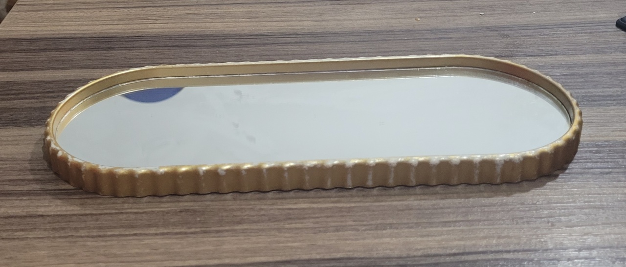 Suporte Para Doces  Dourado  - PEGUE E MONTE DA DRYCA 