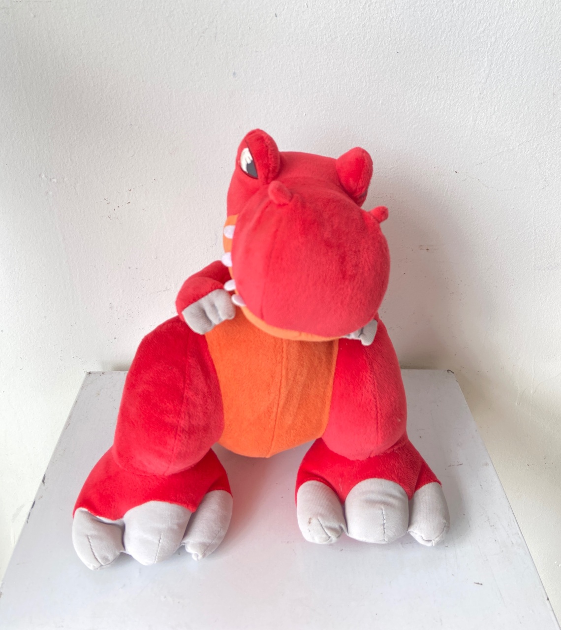 Boneco Dino  Vermelho Pelúcia - Kasari Variedades