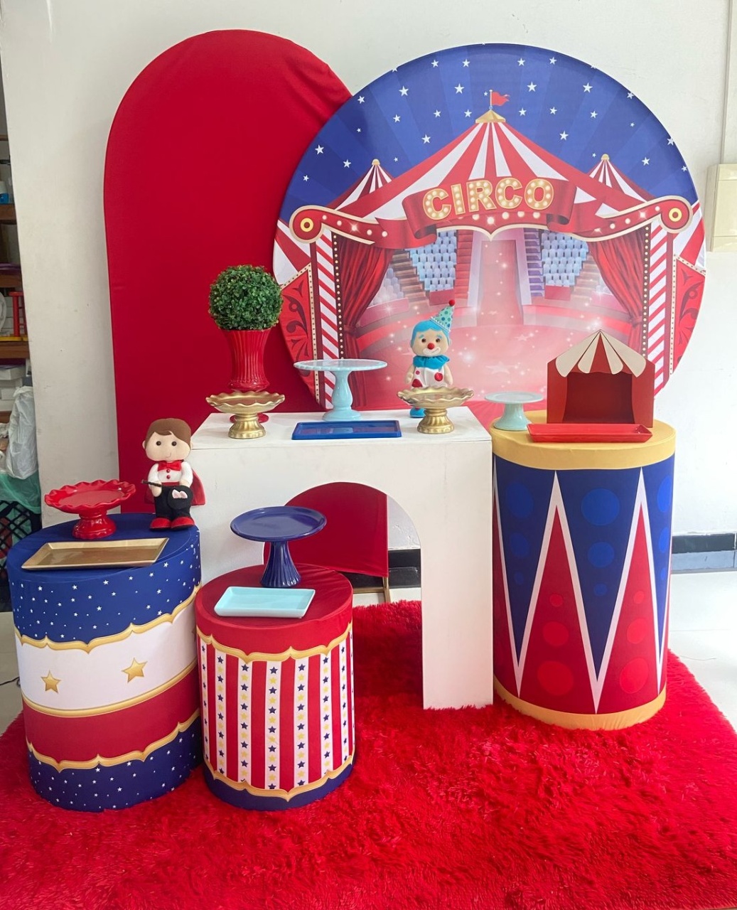 Luxo Circo Vermelho - Kasari Variedades