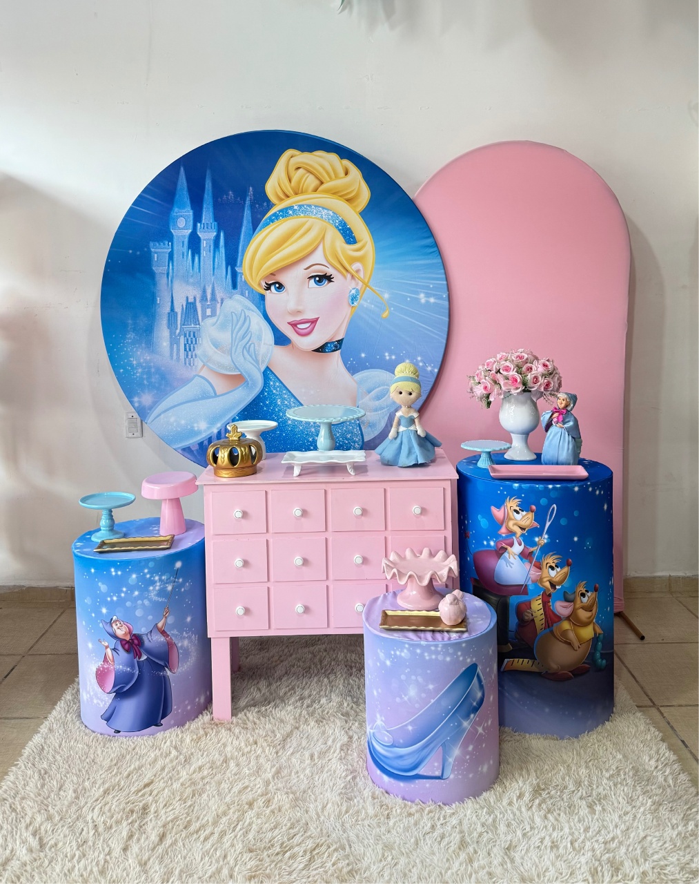 Luxo Cinderela Azul E Rosa - Kasari Variedades