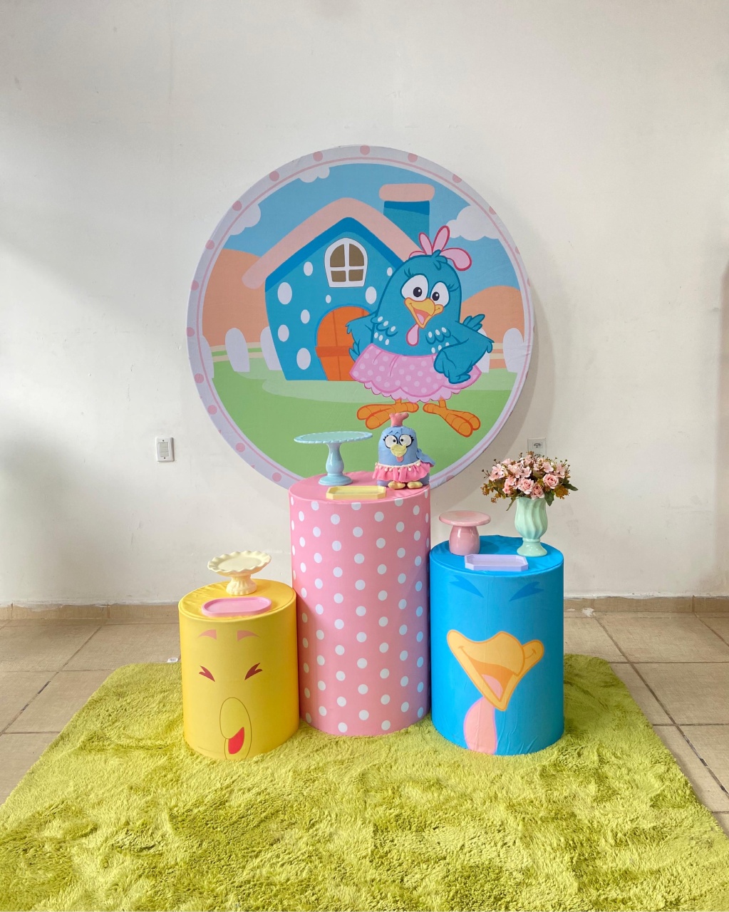 Comemorar Galinha Pintadinha Candy Color - Kasari Variedades