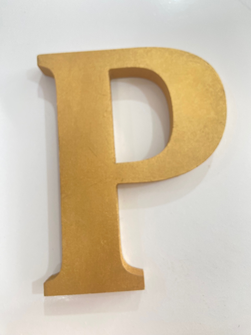 Letra P Dourado Em Mdf  - Kasari Variedades