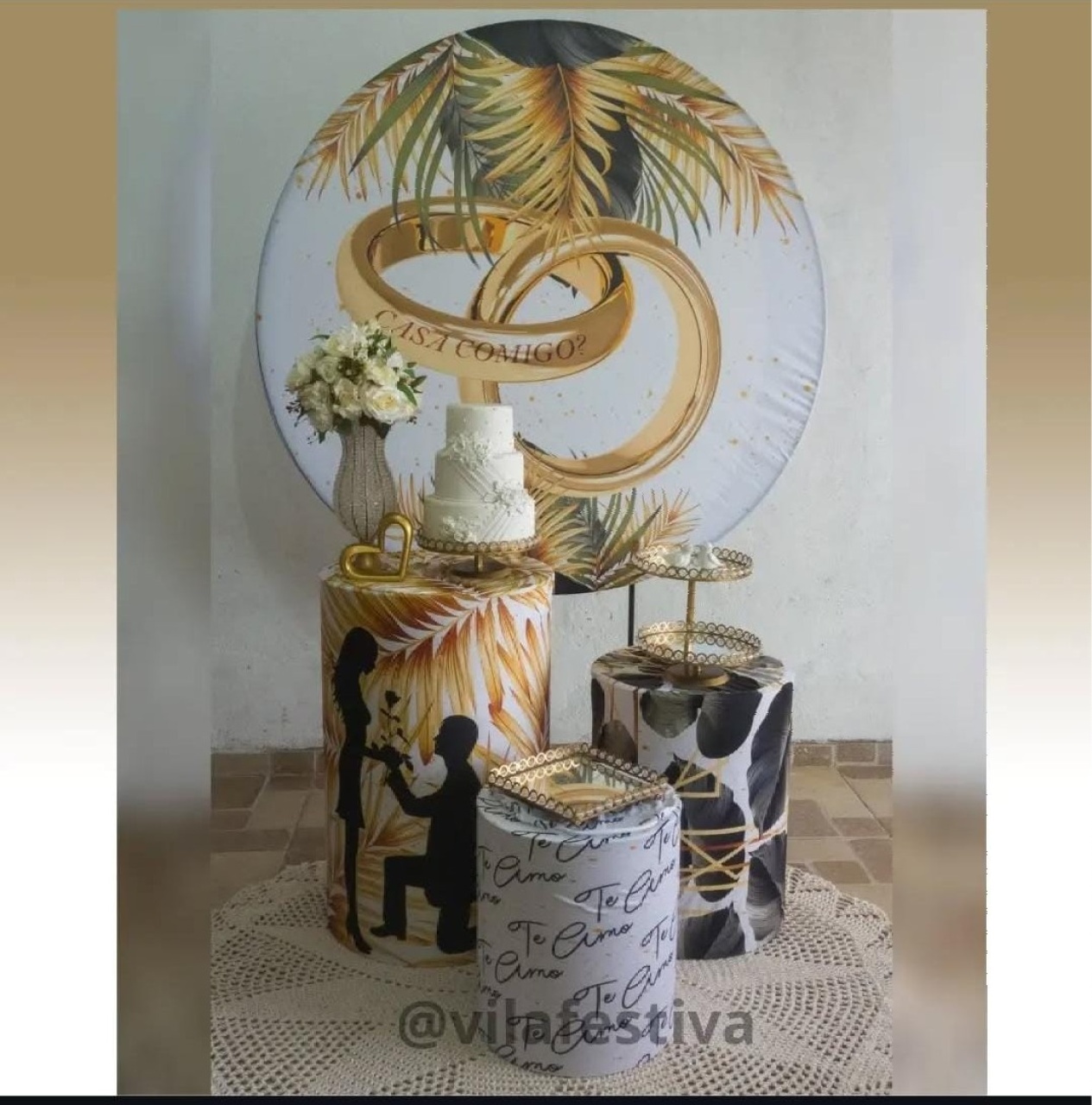 Noivado Preto E Dourado  - vilafestiva