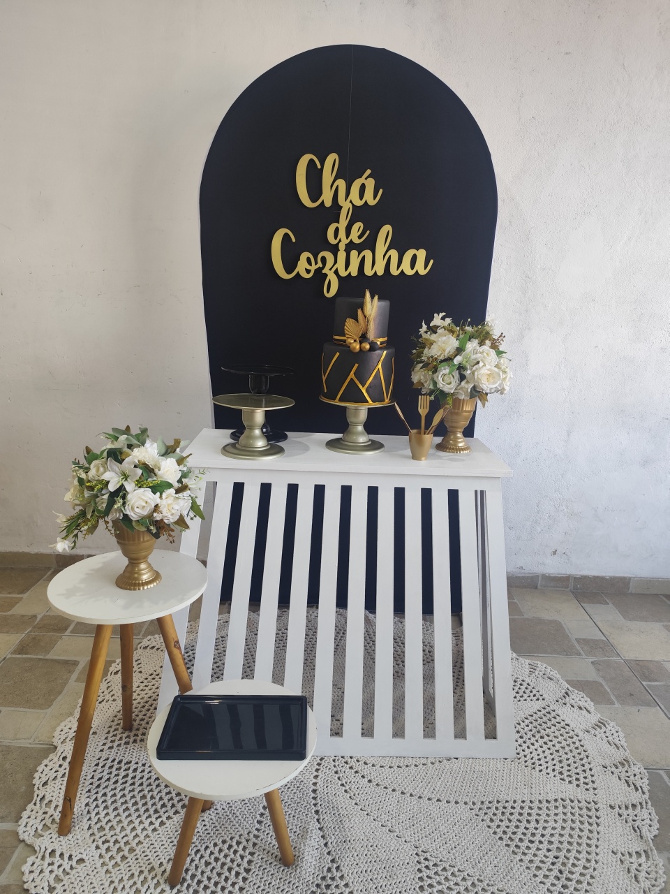 Chá de Cozinha Preto E Dourado  - vilafestiva