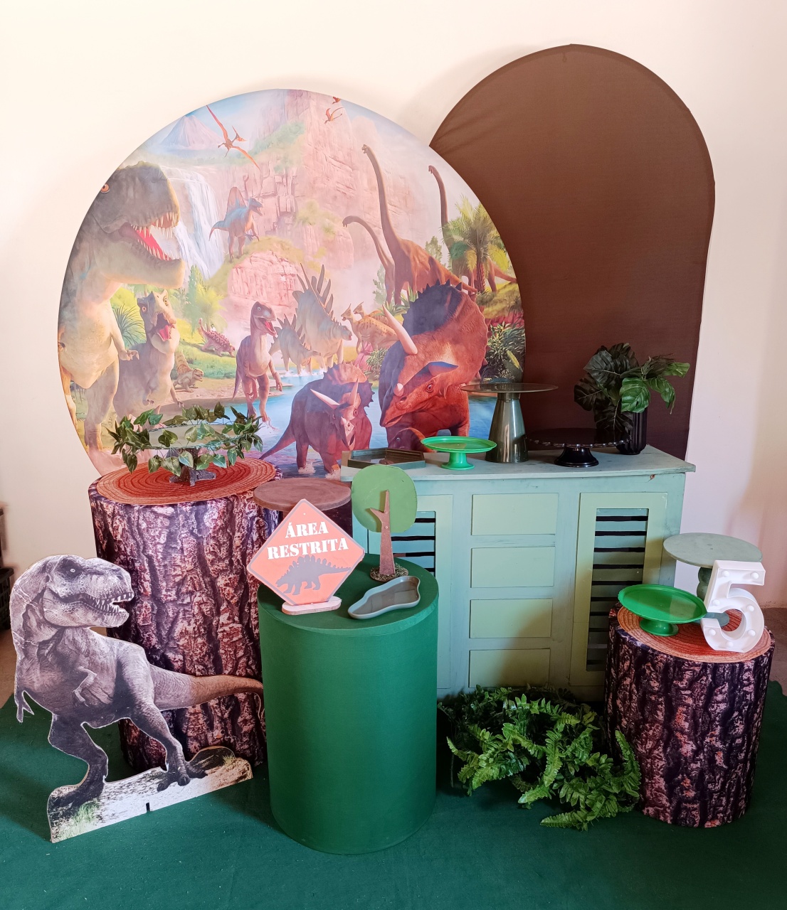 Kit Diamante Dinossauro  - M&G FESTAS/Loc decor