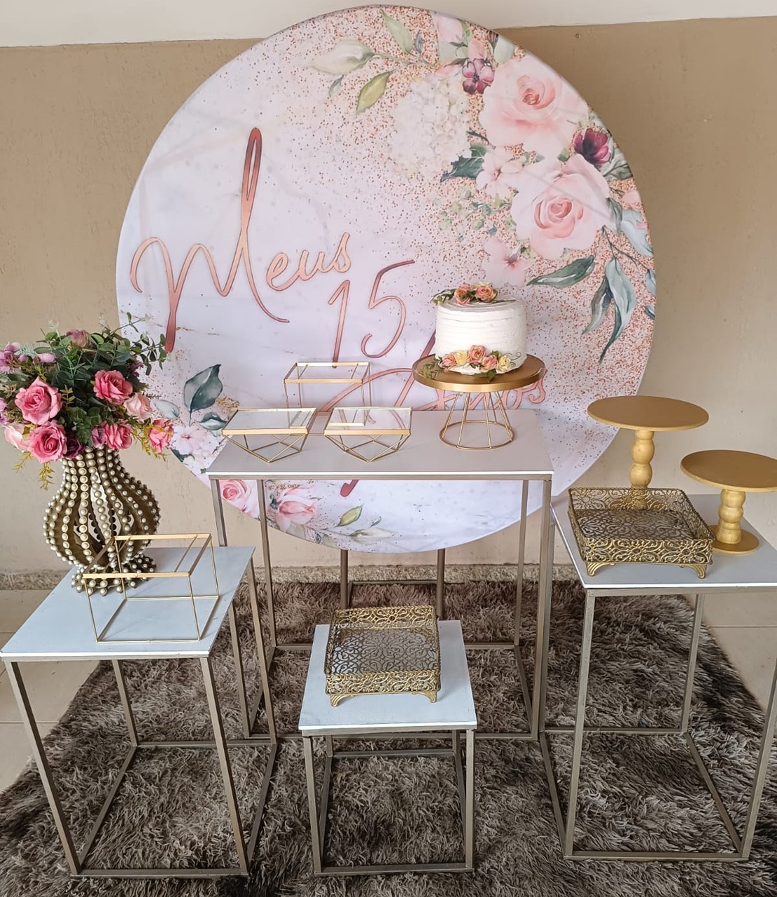 Composição 15 Anos - M&G FESTAS/Loc decor