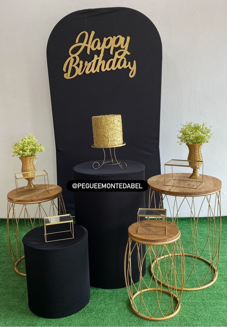 Adulto Preto E Dourado  - PEGUEEMONTEDABEL