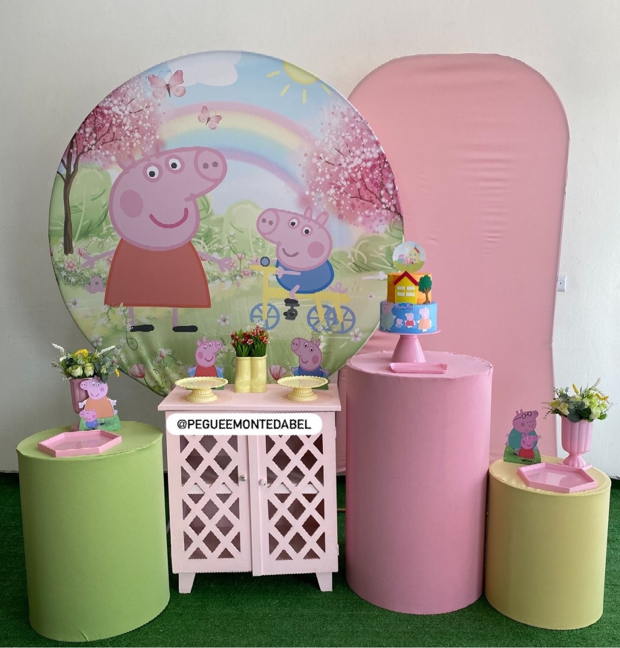 Tema Peppa Pig Kit 4  - PEGUEEMONTEDABEL