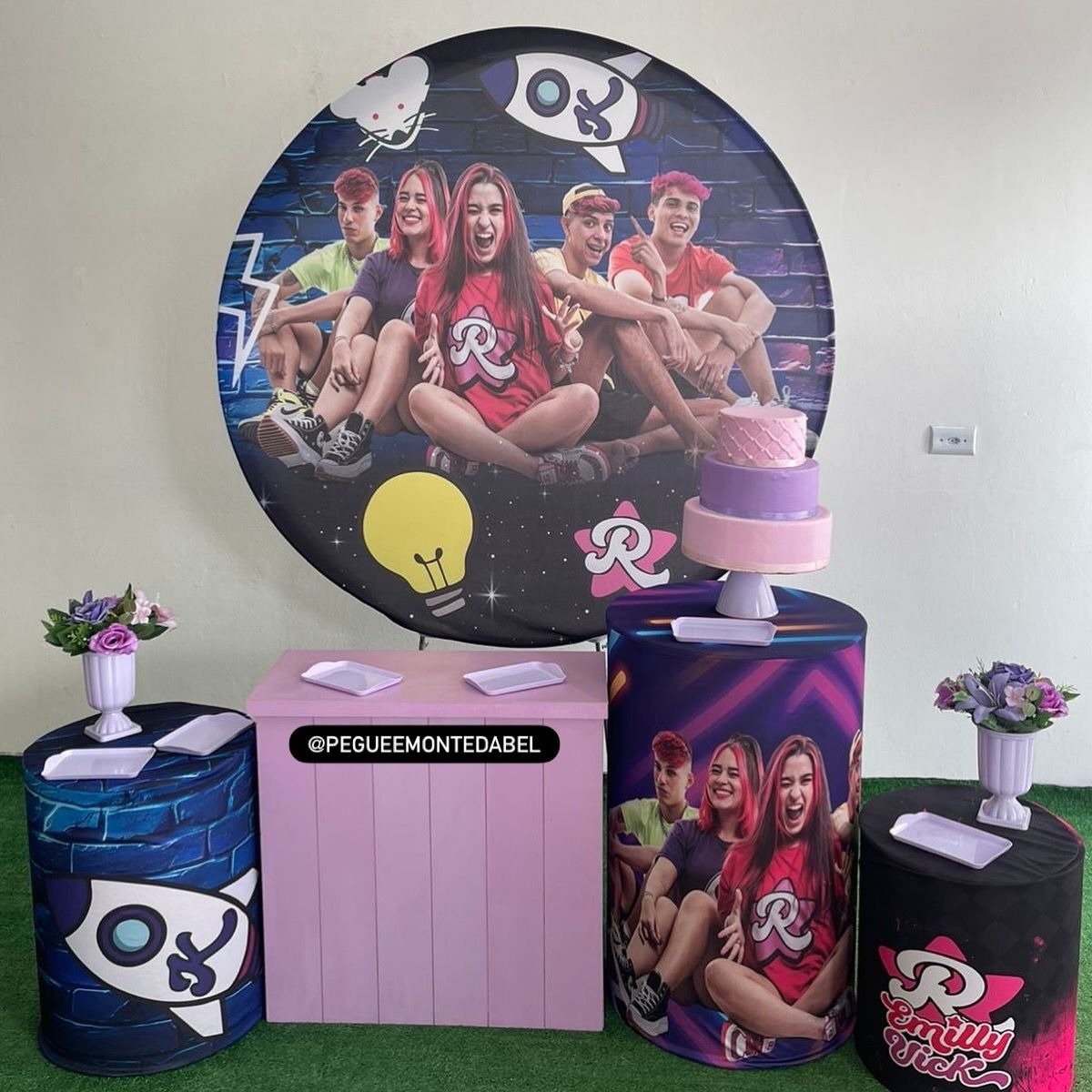 Tema Emilly Vick Kit 3  - PEGUEEMONTEDABEL
