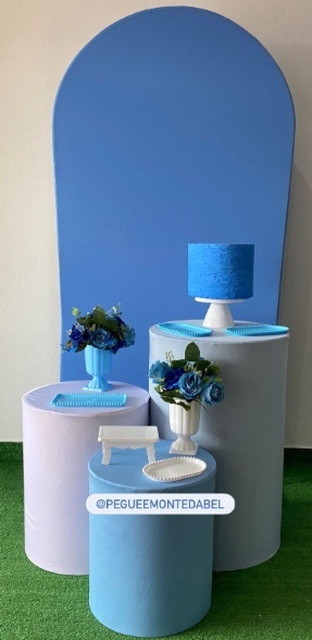 Adulto Azul E Branco  - PEGUEEMONTEDABEL