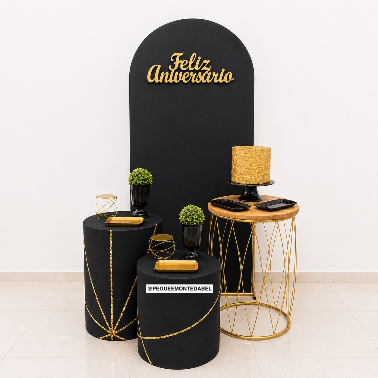 Adulto Preto E Dourado.. - PEGUEEMONTEDABEL
