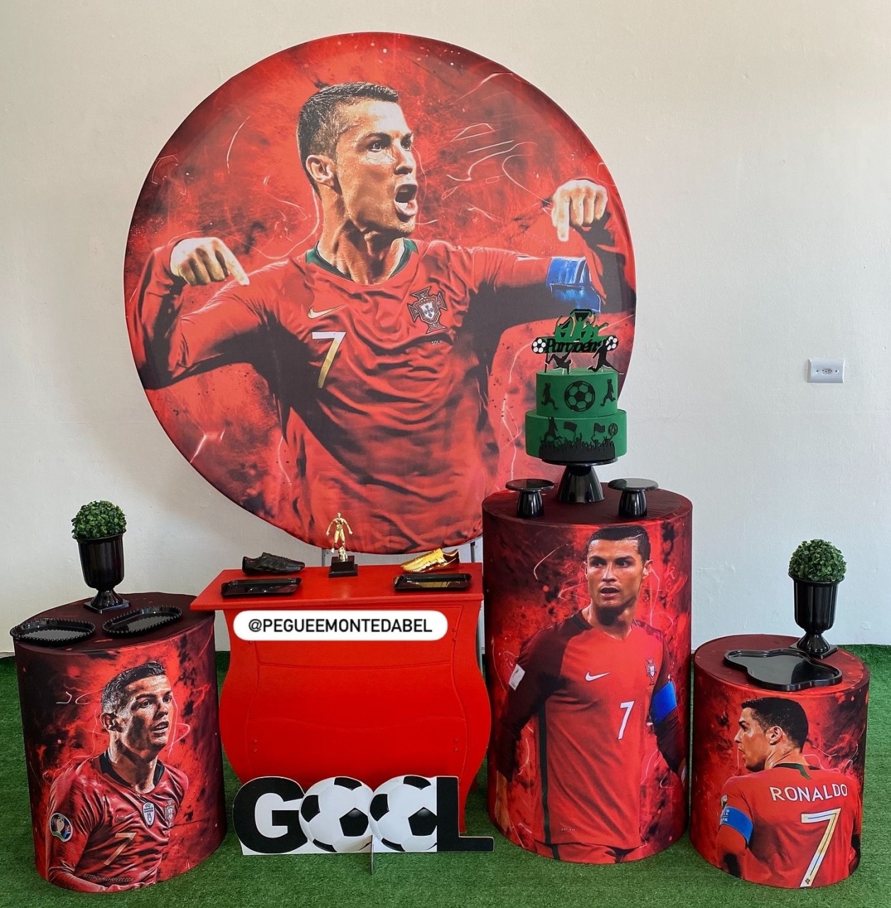 Tema Cristiano Ronaldo Kit  3 - PEGUEEMONTEDABEL