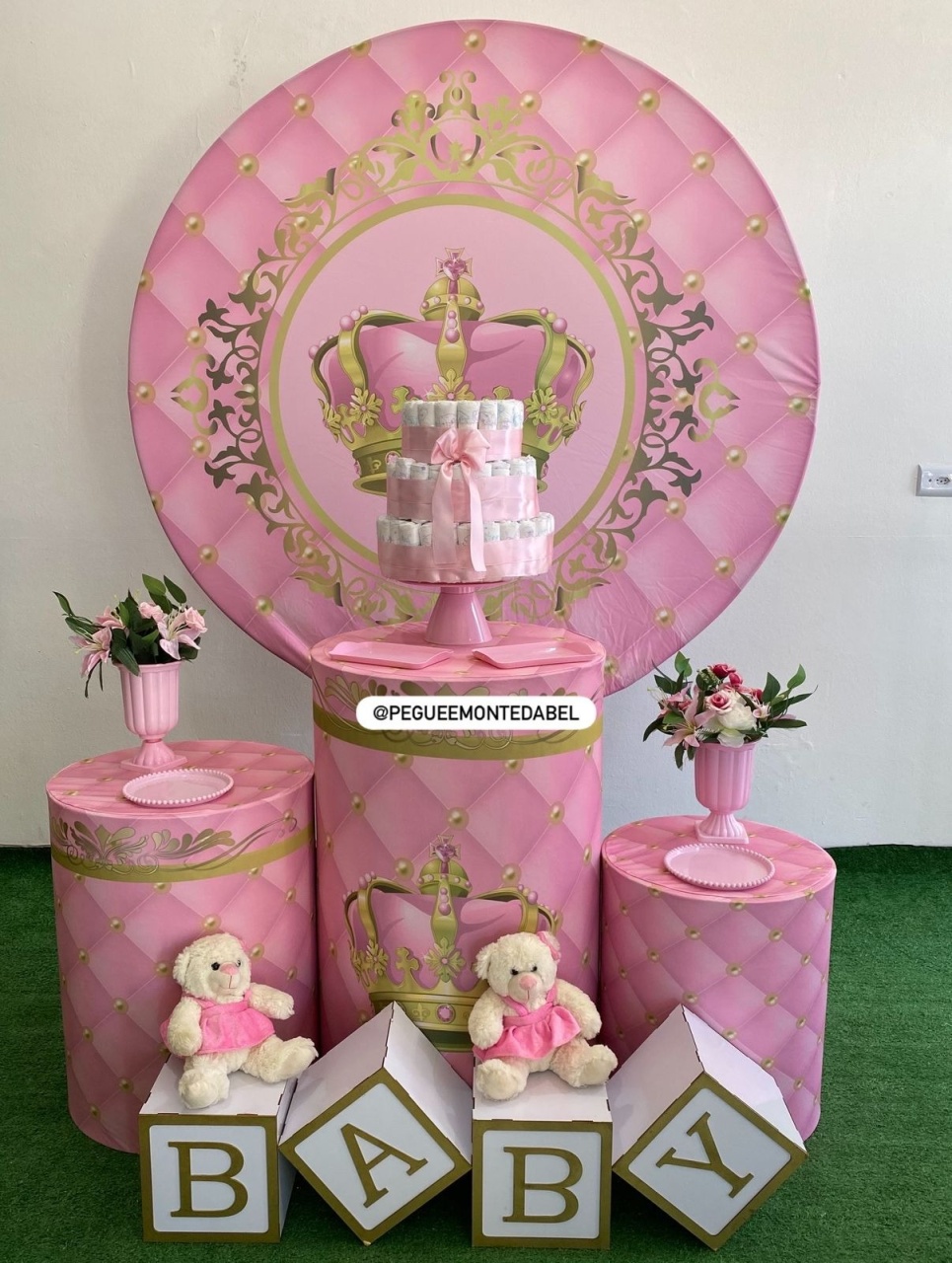 Chá de Bebe Menina  Coroa Rosa  - PEGUEEMONTEDABEL