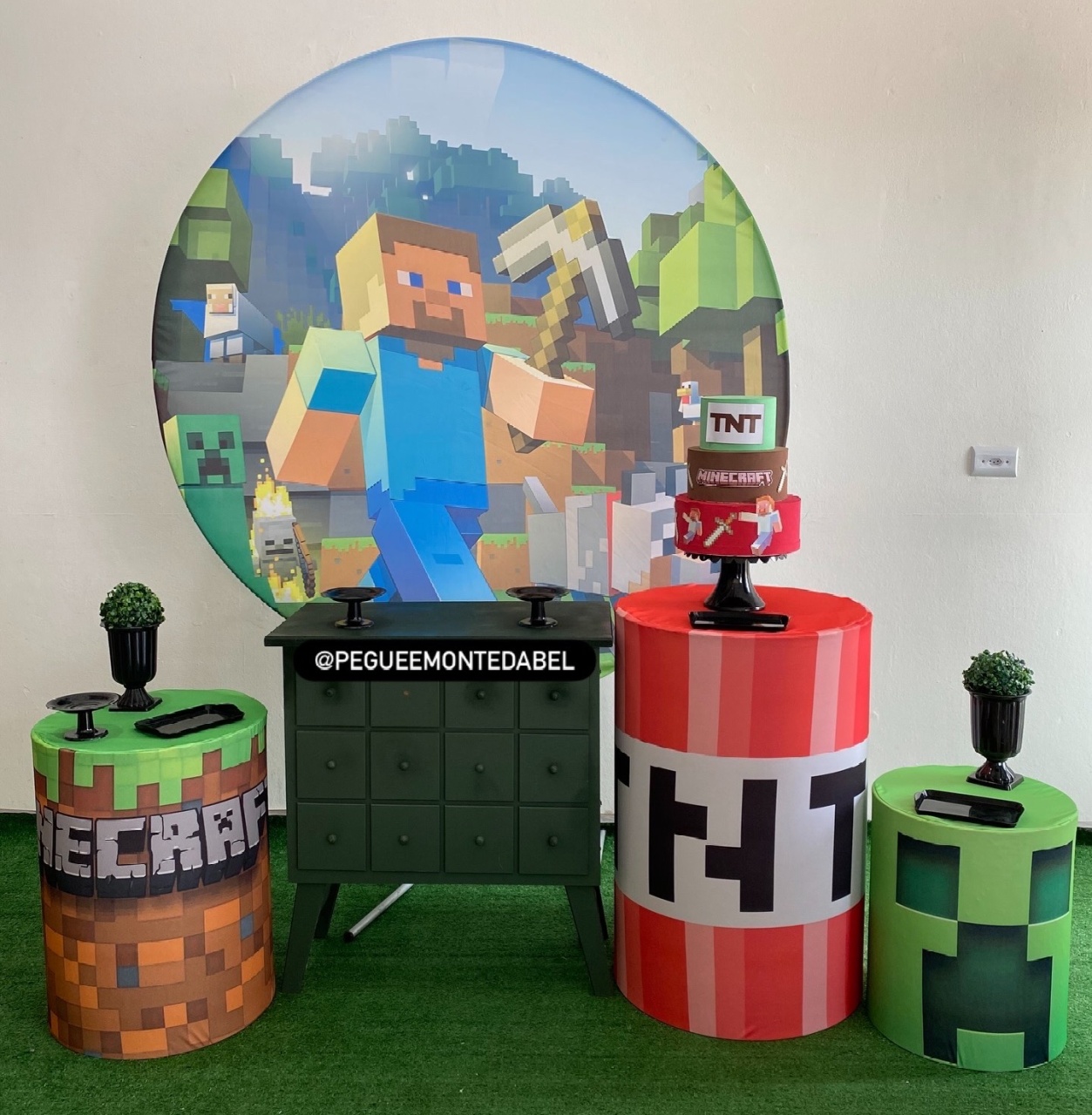 Tema Minecraft Kit 3 - PEGUEEMONTEDABEL