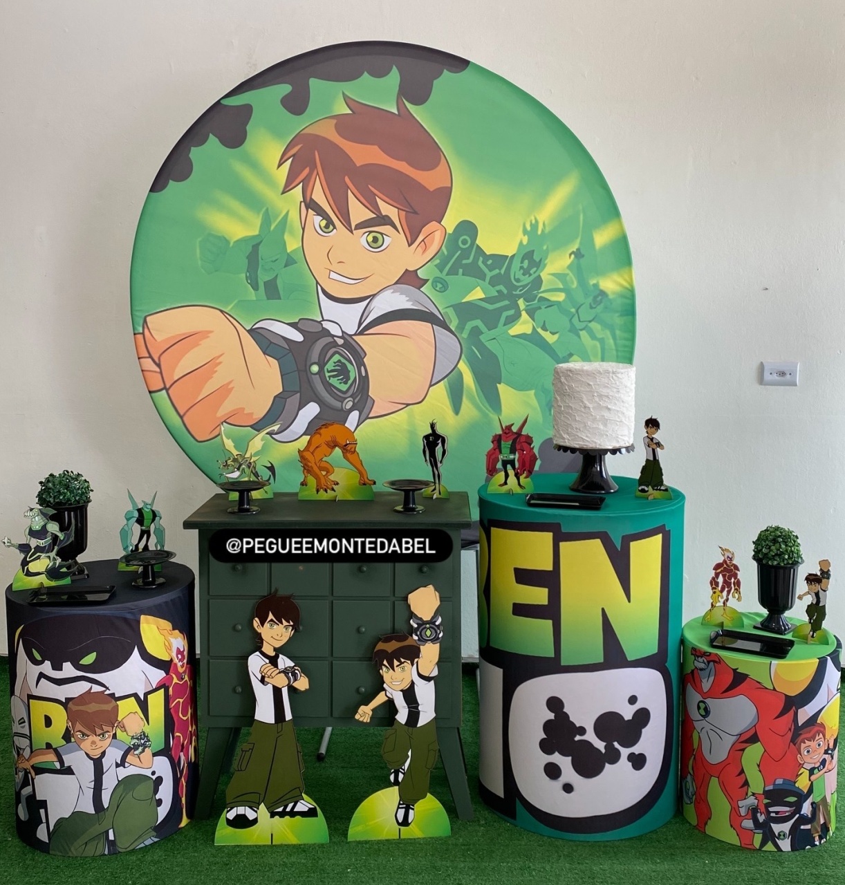 Tema Ben 10 Kit 3  - PEGUEEMONTEDABEL