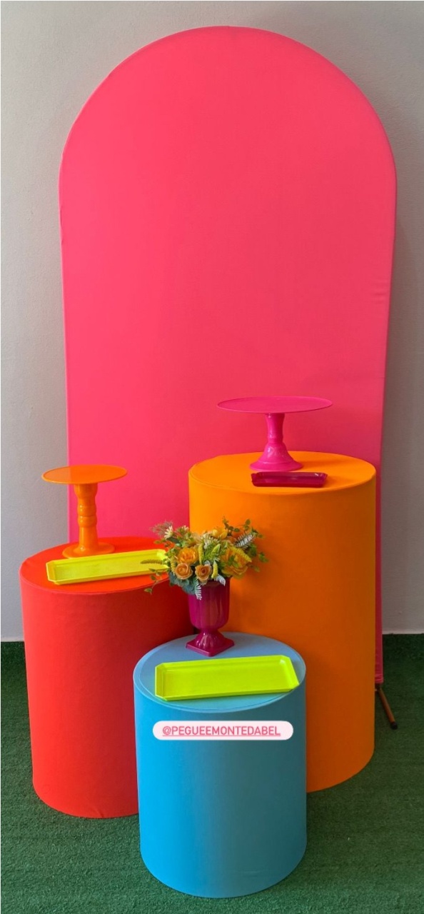 Adulto Fluorescente Rosa - PEGUEEMONTEDABEL