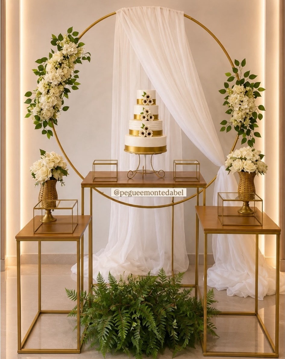Casamento/Noivado Mesa de Bolo - PEGUEEMONTEDABEL