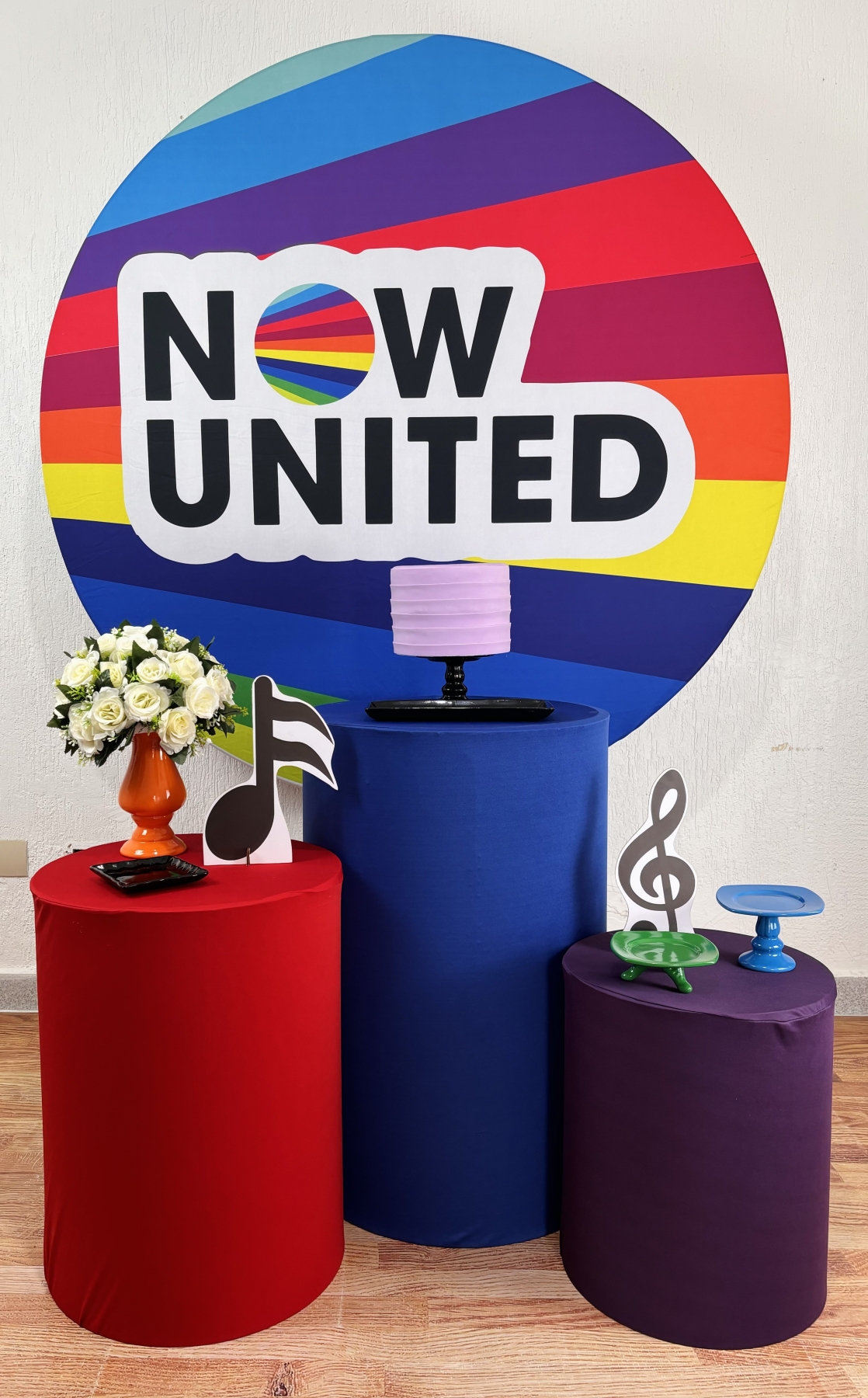 Kit Pegue E Monte Now United - Prata - maya.locacoes