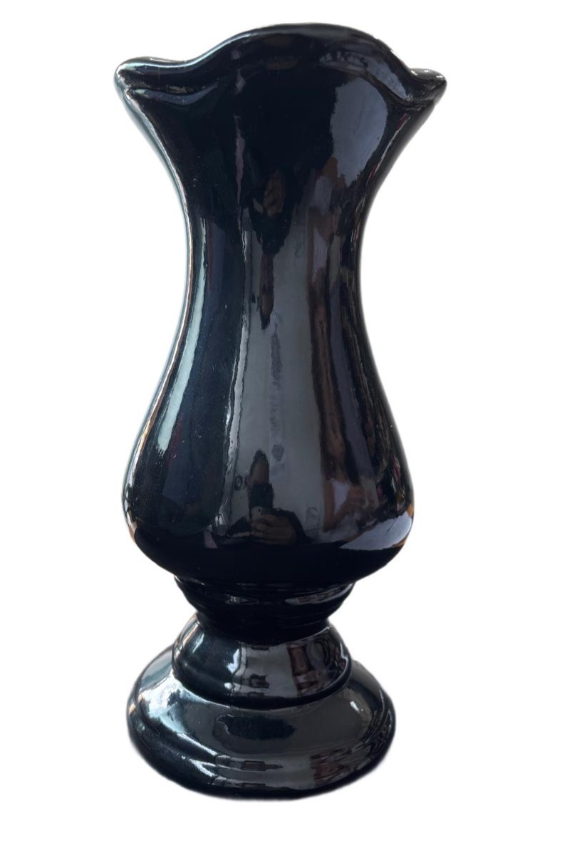 Vaso Tulipa Preto - maya.locacoes