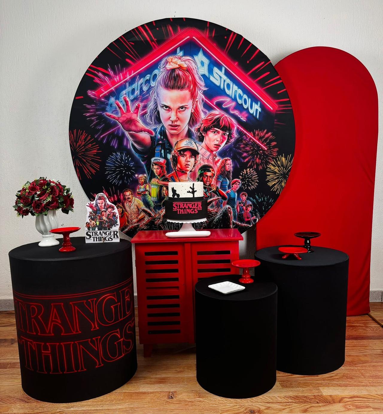 Kit Pegue E Monte Stranger Things - Diamante - maya.locacoes