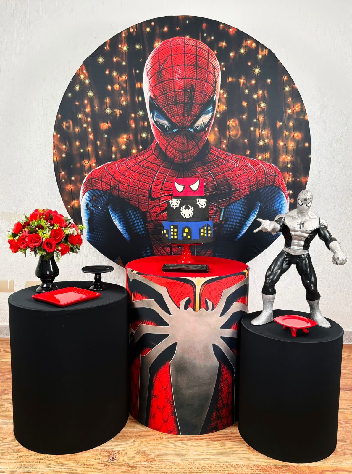Kit Pegue E Monte Homem Aranha - Prata - maya.locacoes