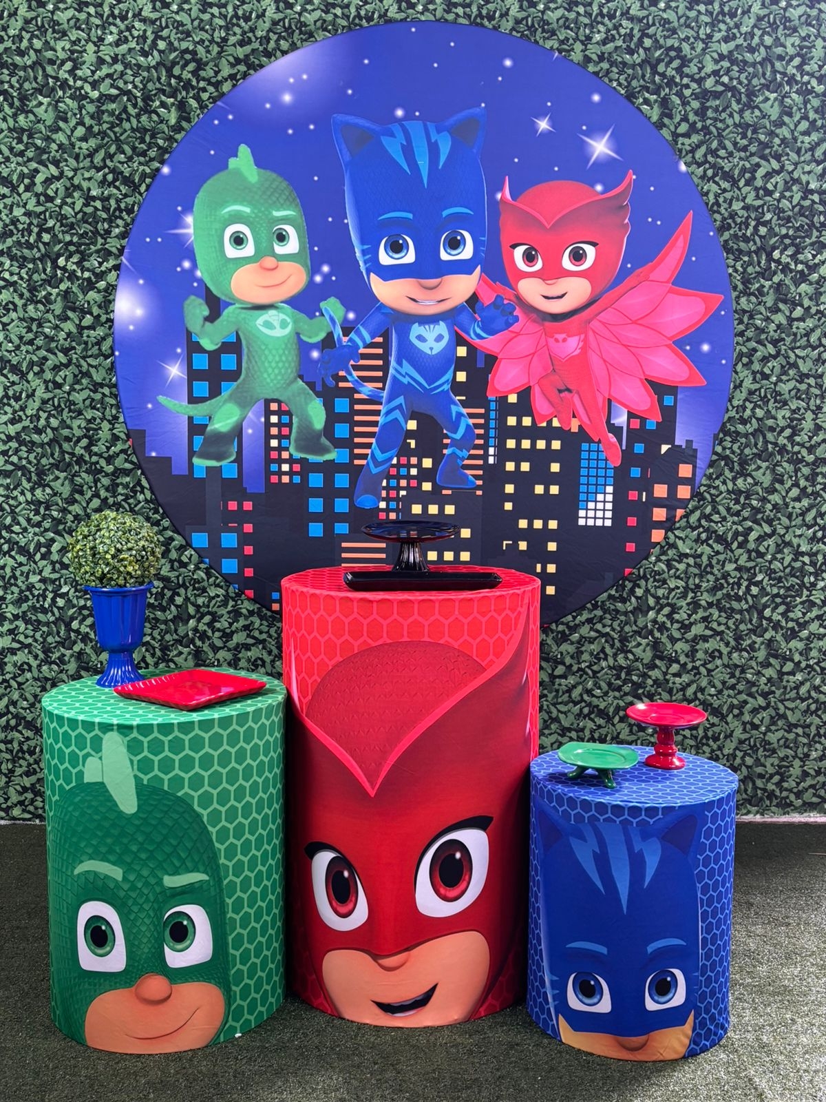 Kit Pegue E Monte Pj Mask - Bronze - maya.locacoes
