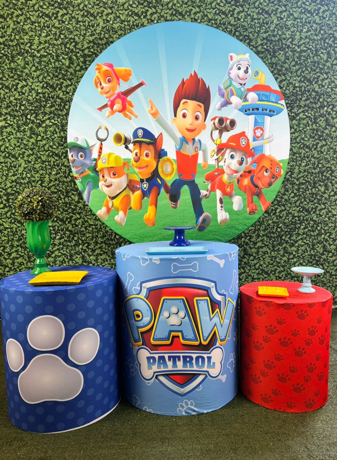 Kit Pegue E Monte Patrulha Canina (Bronze) - maya.locacoes