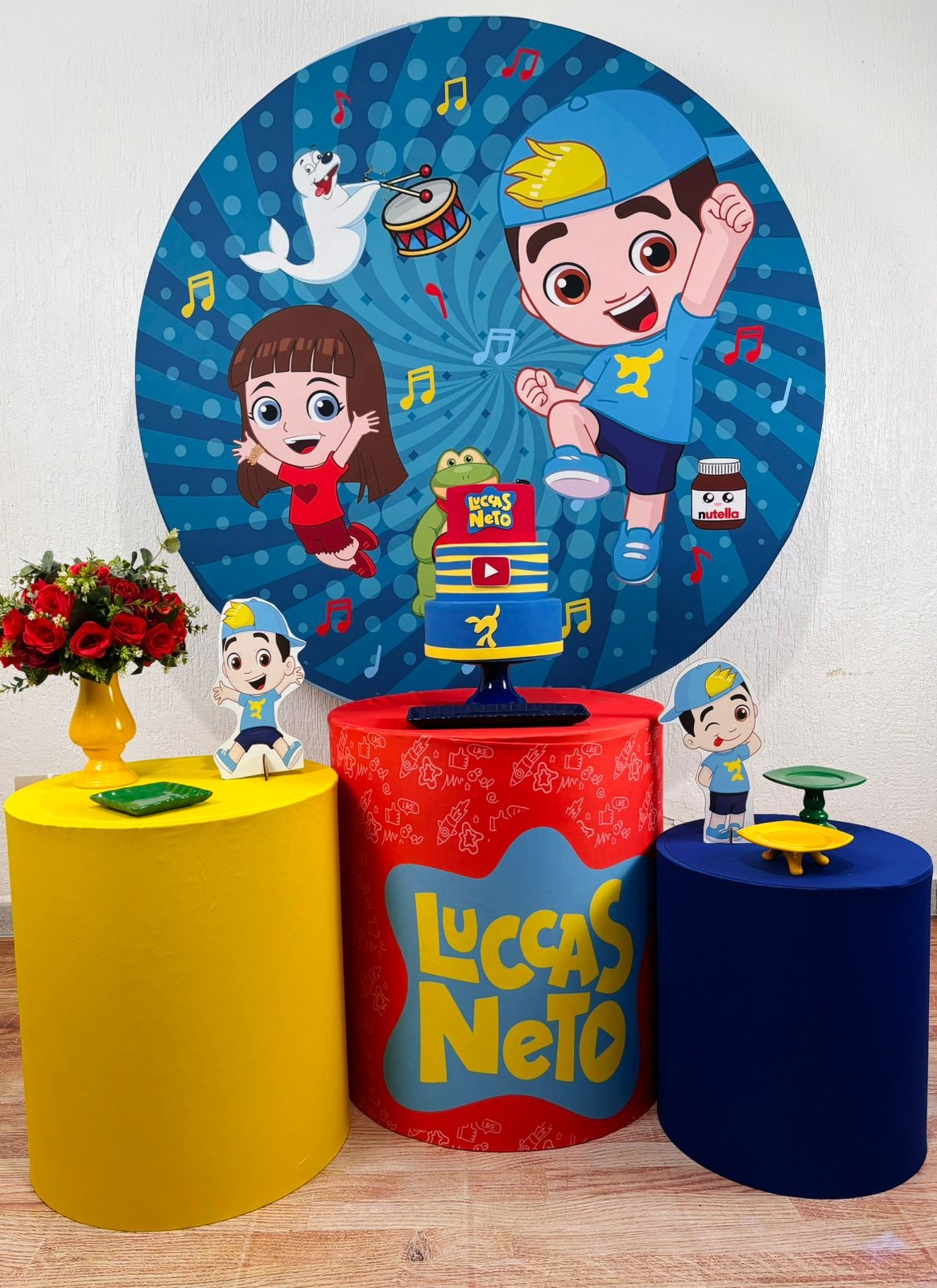 Kit Pegue E Monte Luccas Neto (Prata) - maya.locacoes