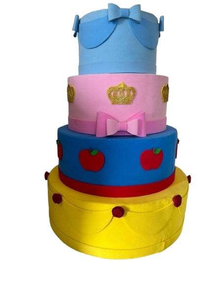Bolo Fake Princesas - Bolo Fake - maya.locacoes