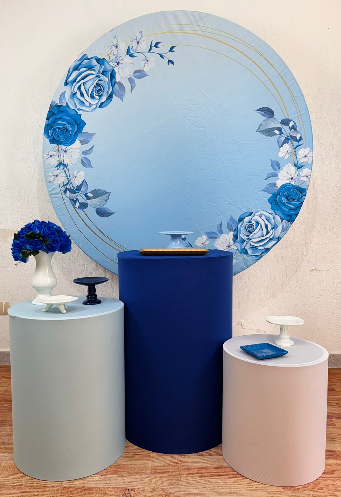 Kit Pegue E Monte Floral Azul - Bronze - maya.locacoes