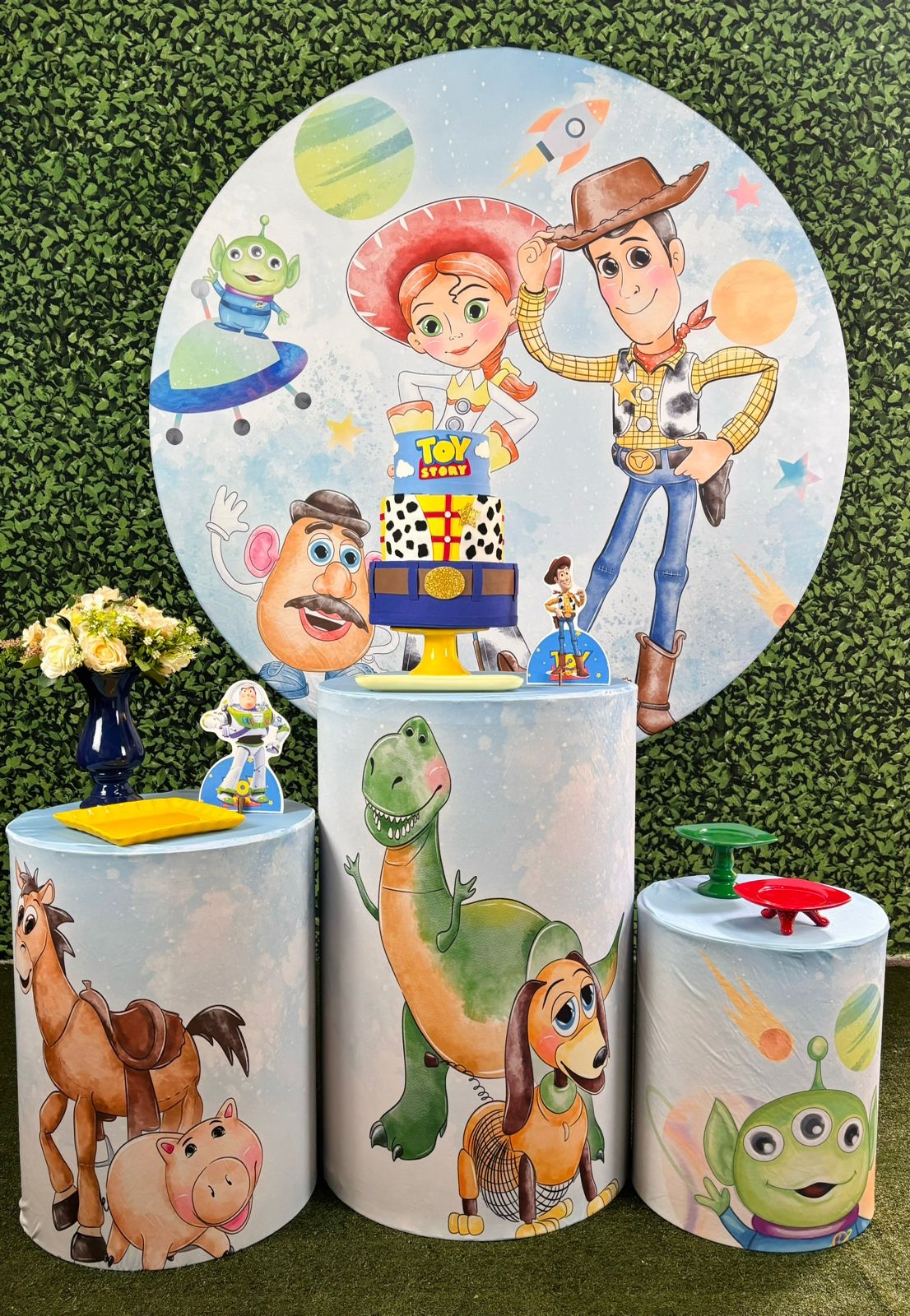 Kit Pegue E Monte Toy Story (Prata) - maya.locacoes