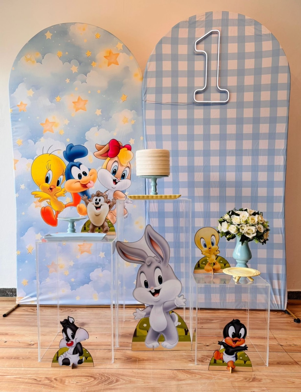 Kit Pegue E Monte Looney Tunes Luxo 1 - maya.locacoes