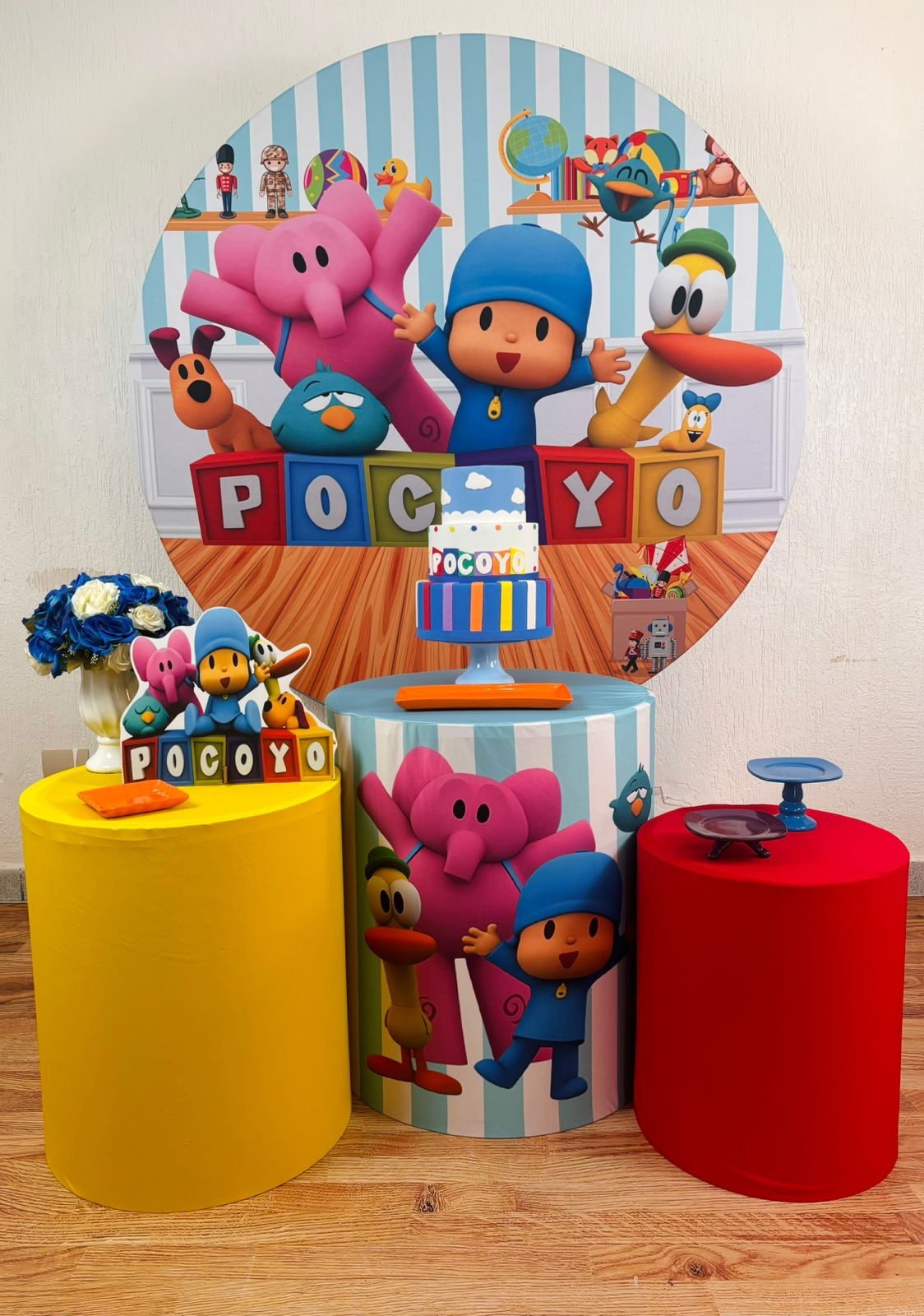 Kit Pegue E Monte Pocoyo (Prata) - maya.locacoes