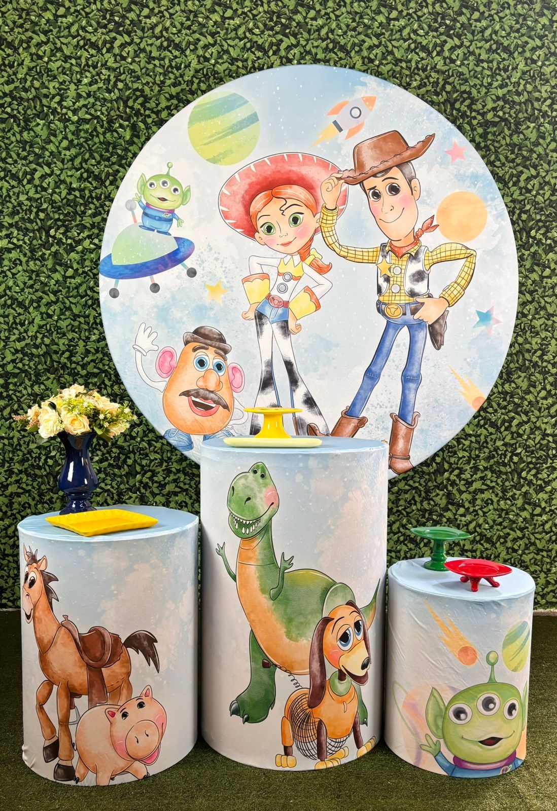 Kit Pegue E Monte Toy Story (Bronze) - maya.locacoes