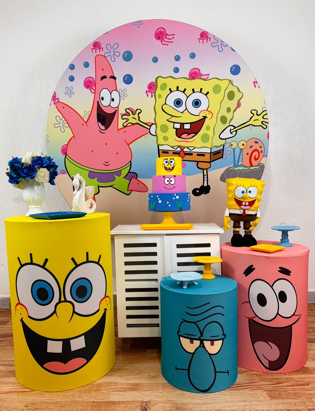 Kit Pegue E Monte Bob Esponja - Ouro - maya.locacoes