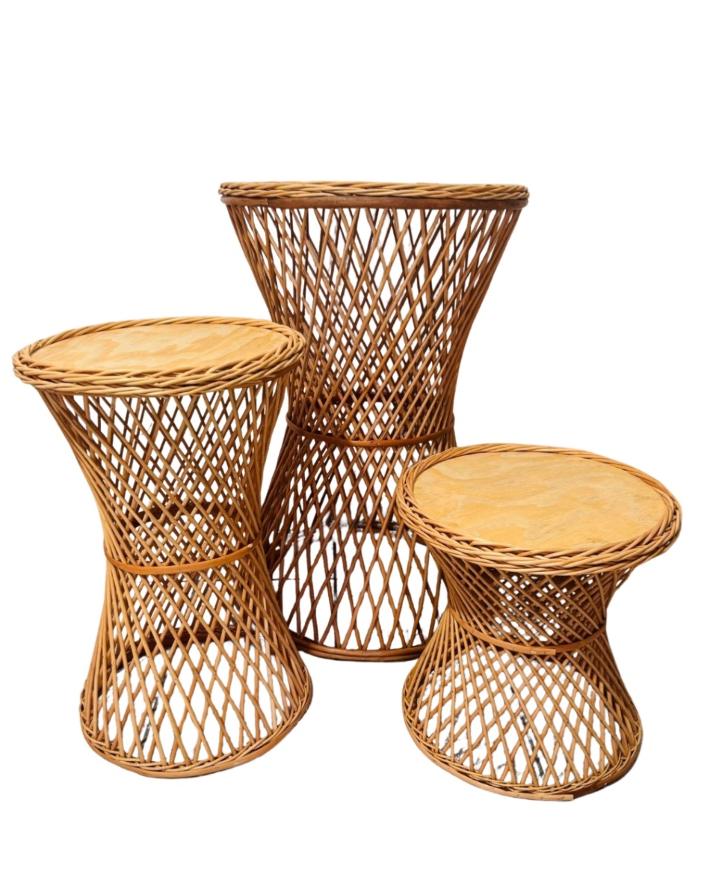 Trio de Mesa Vime Ampulheta - maya.locacoes