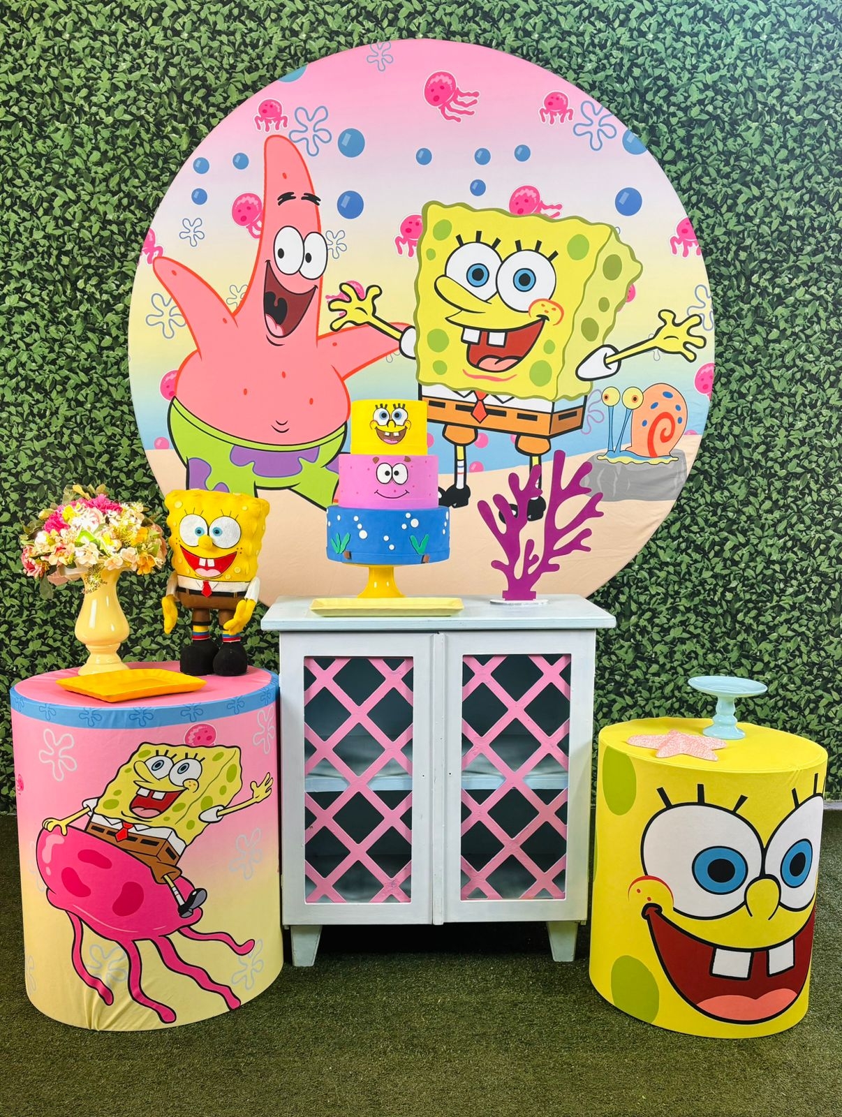 Kit Pegue E Monte Bob Esponja (Ouro) - maya.locacoes