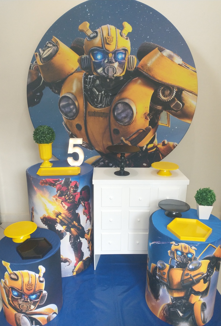 Bumblebee/ Transformers Com Cômoda - Gi Festas  Pegue e Monte