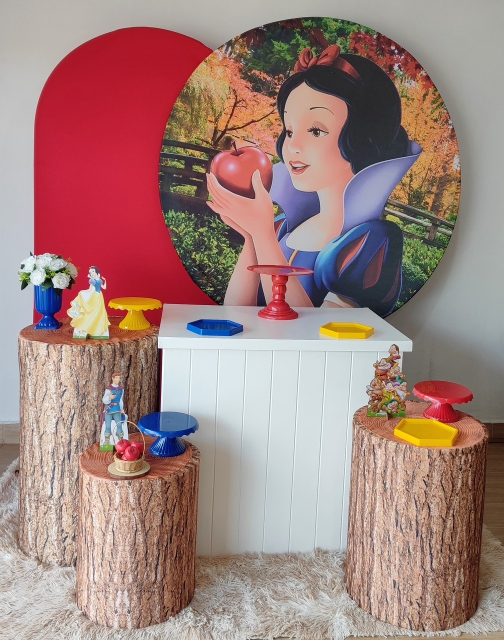 Branca de Neve Com Painel Romano - Gi Festas  Pegue e Monte