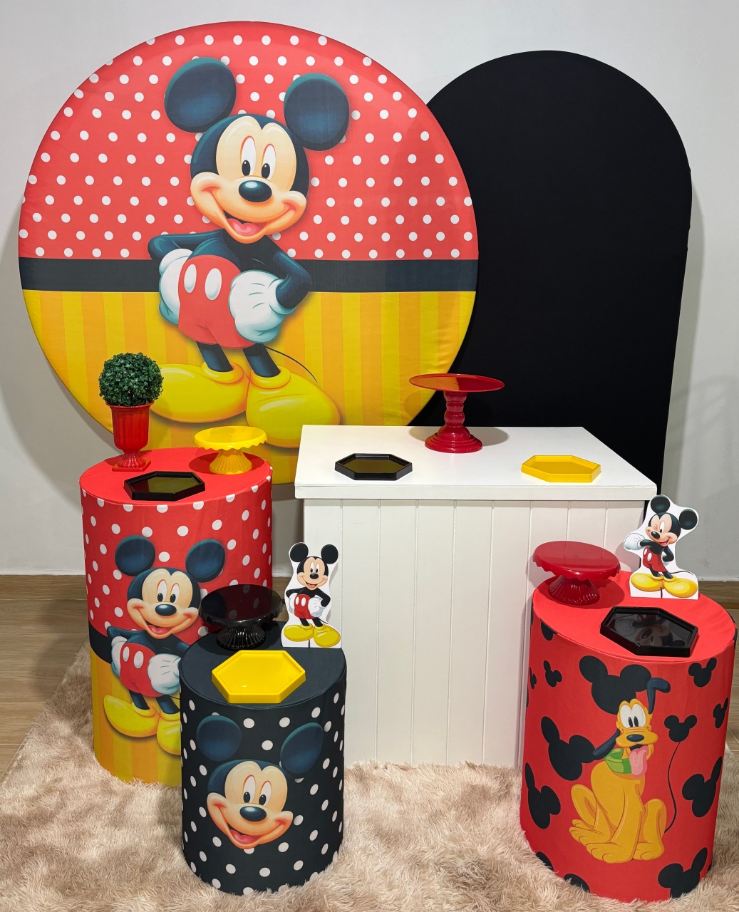 Mickey Com Painel Romano - Gi Festas  Pegue e Monte