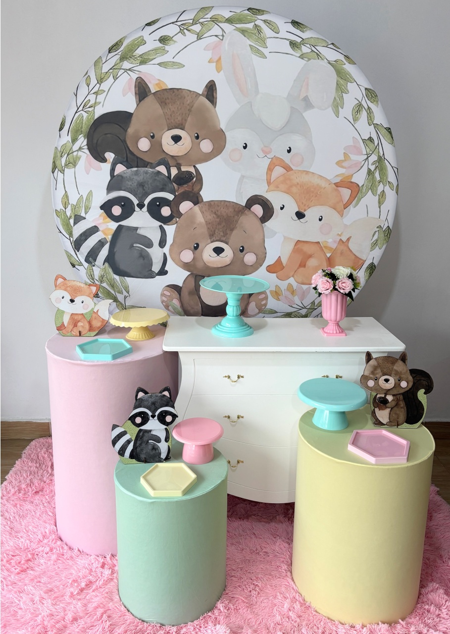 Bosque Encantado Menina Com Cômoda - Gi Festas  Pegue e Monte