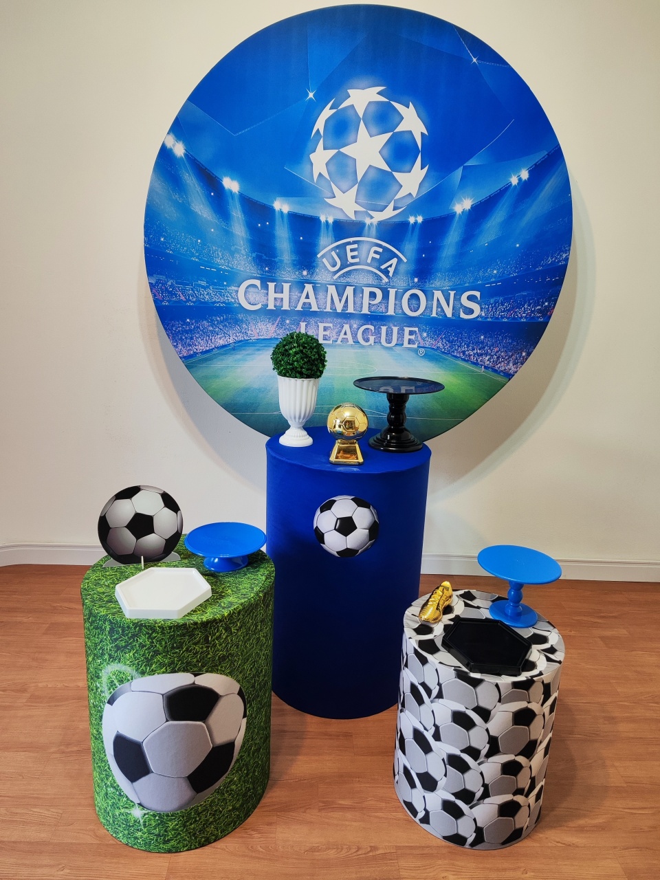 Champions - Gi Festas  Pegue e Monte