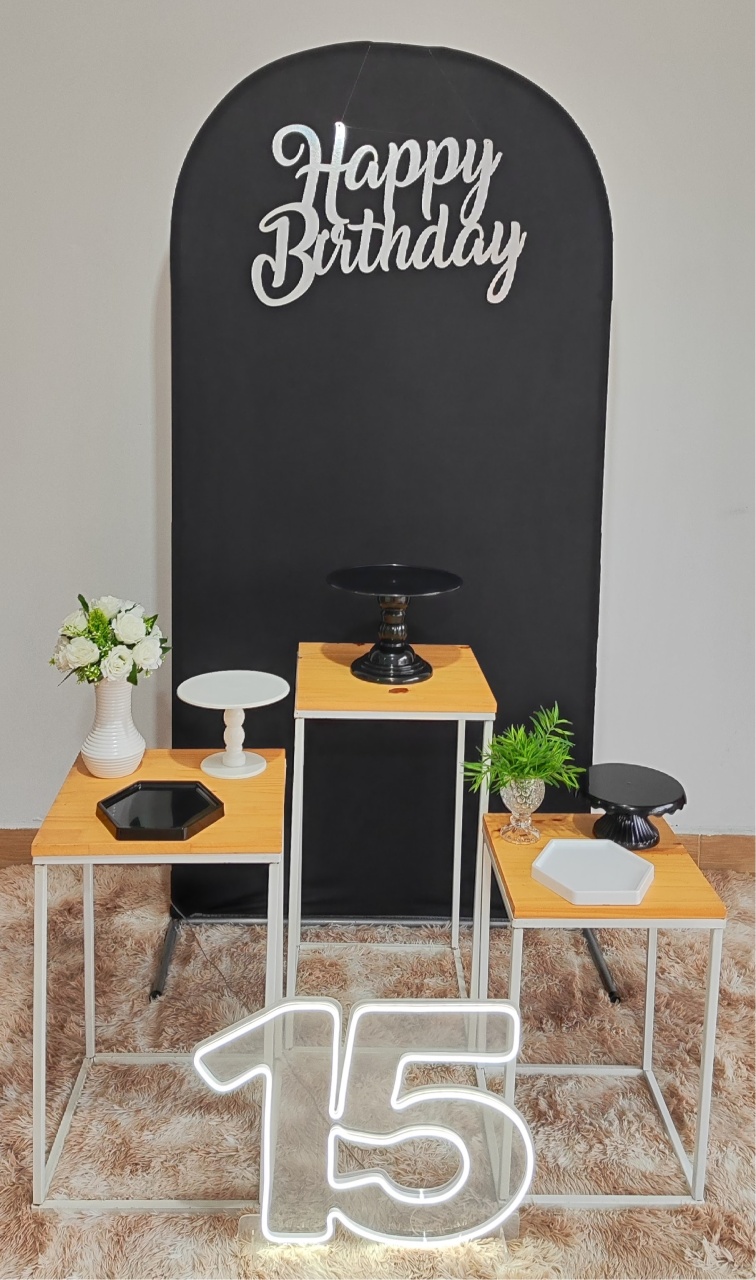 Romano Preto Com Branco - Gi Festas  Pegue e Monte