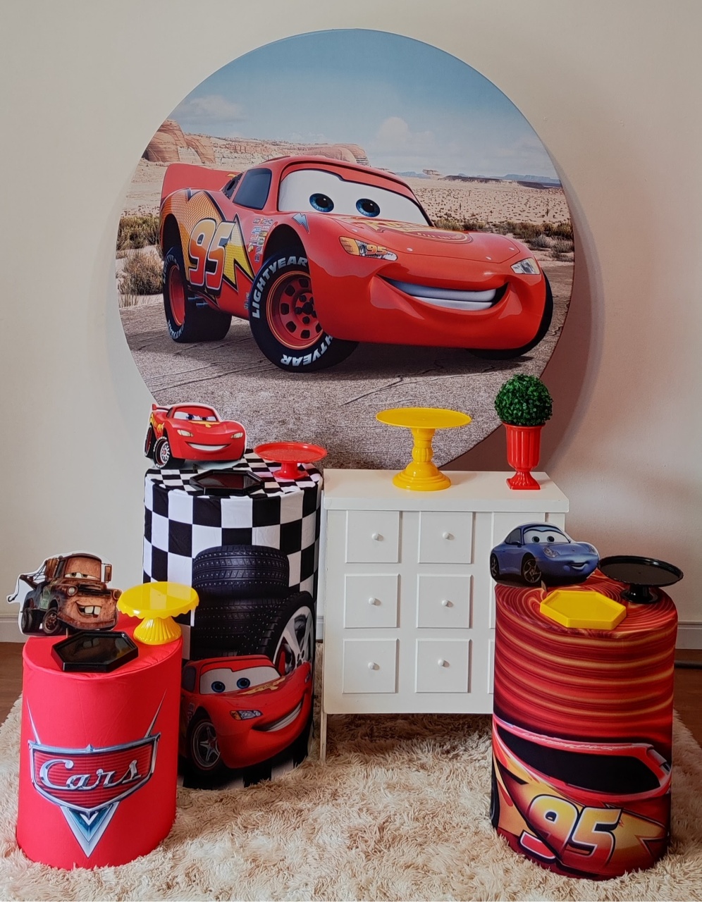 Carros Com Cômoda - Gi Festas  Pegue e Monte
